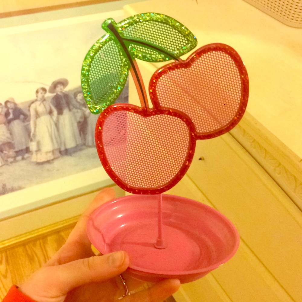 Cherry teen earring holder
